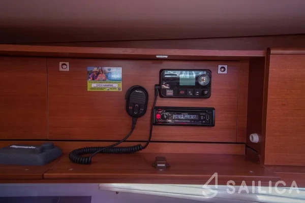 Dufour 460 GL - Yacht Charter Sailica