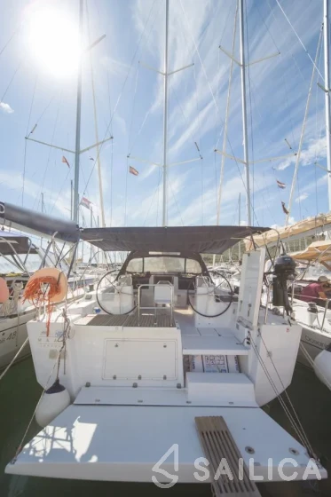 Dufour 460 GL - Yacht Charter Sailica