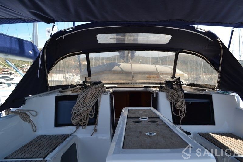 Dufour 460 GL - Yacht Charter Sailica