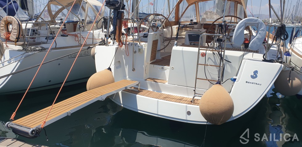 Oceanis 46 - Yacht Charter Sailica