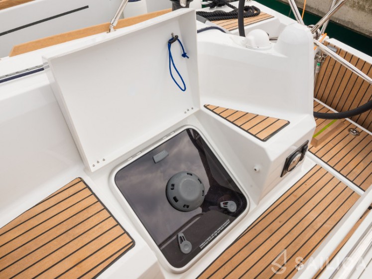 Sun Odyssey 349 - Yacht Charter Sailica