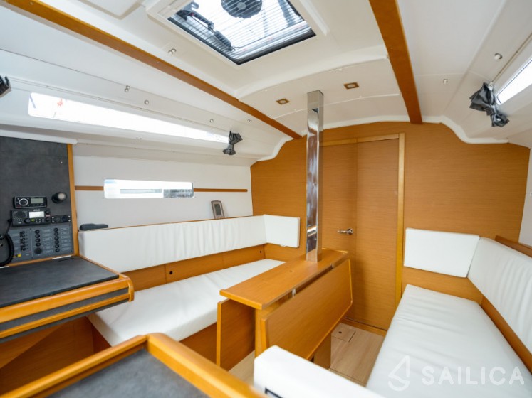 Sun Odyssey 349 - Yacht Charter Sailica