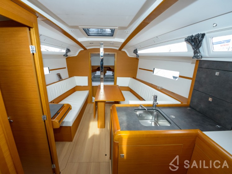 Sun Odyssey 349 - Yacht Charter Sailica
