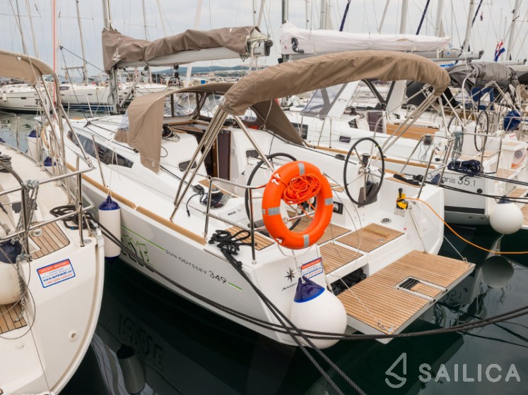 Sun Odyssey 349 - Yacht Charter Sailica