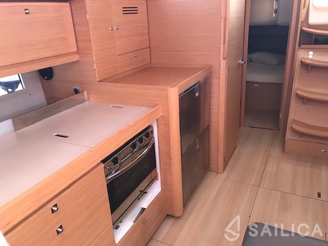 Dufour 460 GL - Yacht Charter Sailica