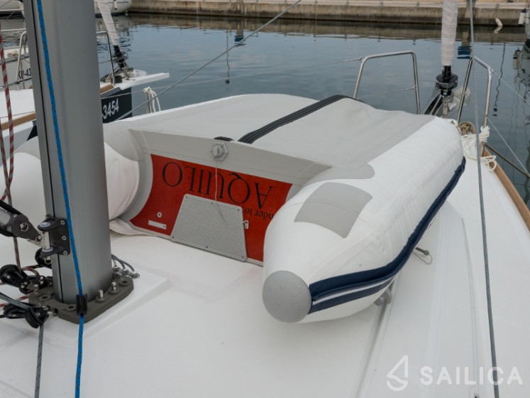 Oceanis 35.1 - Yacht Charter Sailica
