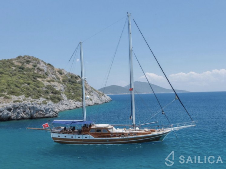 Gulet - Yacht Charter Sailica
