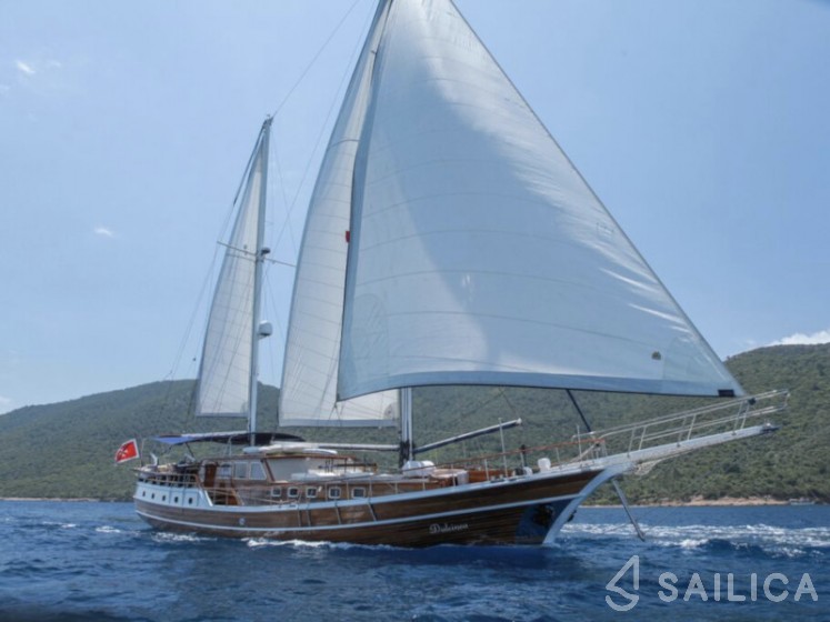 Gulet - Yacht Charter Sailica