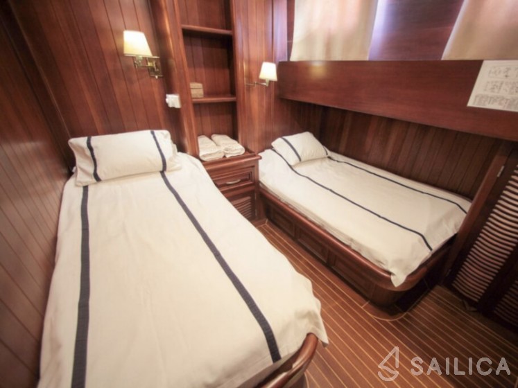 Gulet - Yacht Charter Sailica
