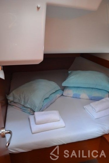 Dufour 460 GL - Yacht Charter Sailica