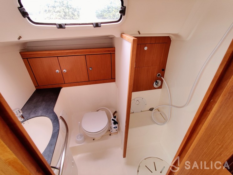 Bavaria 47 Cruiser - Yacht Charter Sailica