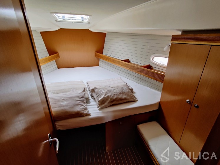 Bavaria 47 Cruiser - Yacht Charter Sailica