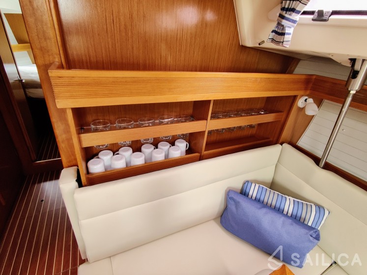 Bavaria 47 Cruiser - Yacht Charter Sailica