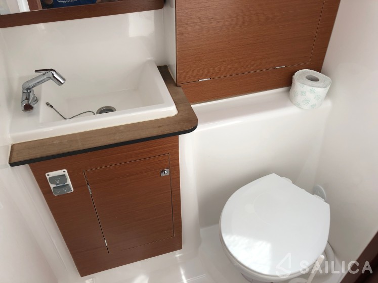 Dufour 460 GL - Yacht Charter Sailica