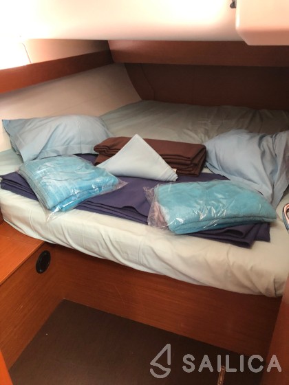 Dufour 460 GL - Yacht Charter Sailica
