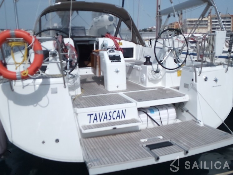 Sun Odyssey 440 - Yacht Charter Sailica