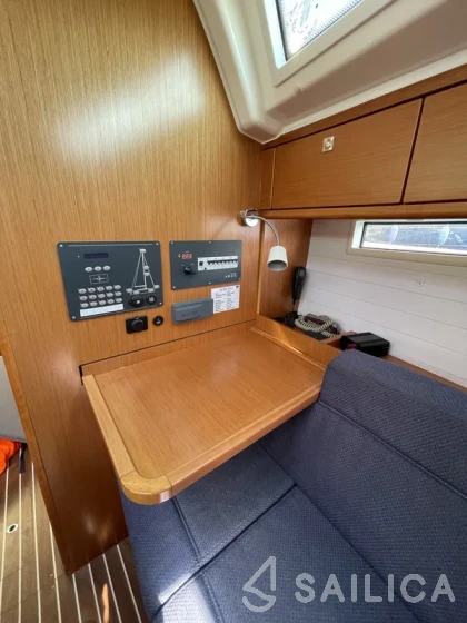 Bavaria 37 Cruiser - Yacht Charter Sailica