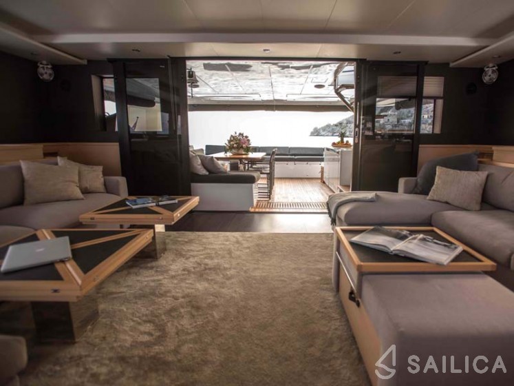 Lagoon 620 - Yacht Charter Sailica