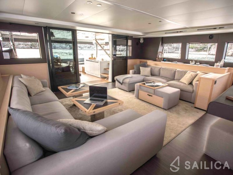 Lagoon 620 - Yacht Charter Sailica