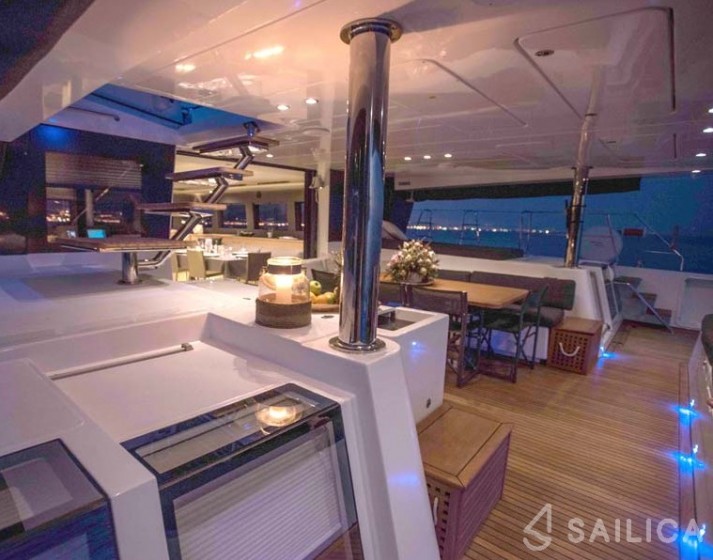 Lagoon 620 - Yacht Charter Sailica