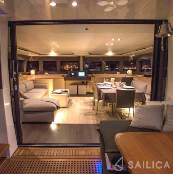 Lagoon 620 - Yacht Charter Sailica