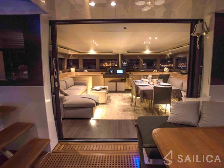Lagoon 620 - Yacht Charter Sailica