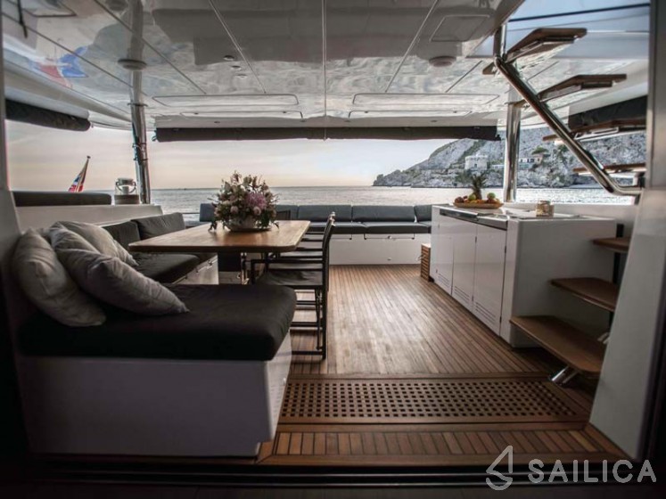 Lagoon 620 - Yacht Charter Sailica