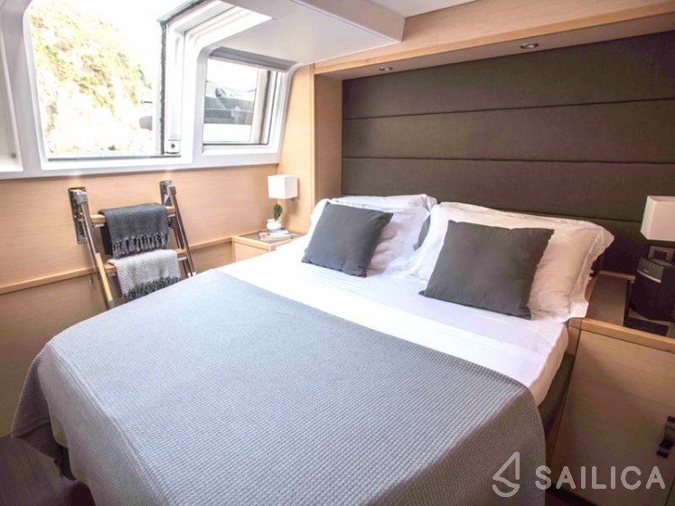 Lagoon 620 - Yacht Charter Sailica