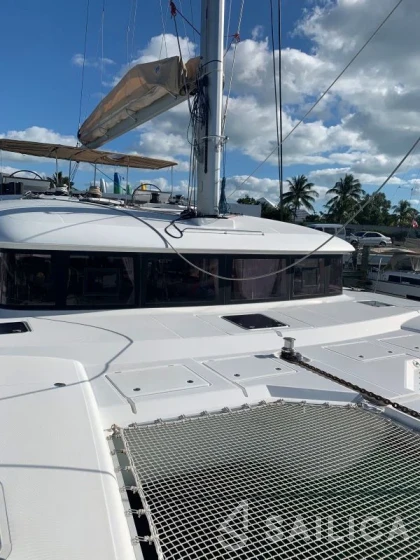 Lagoon 620 - Yacht Charter Sailica