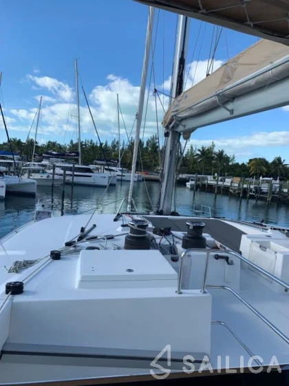 Lagoon 620 - Yacht Charter Sailica