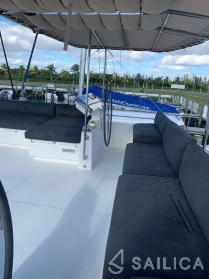 Lagoon 620 - Yacht Charter Sailica