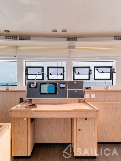 Lagoon 52F - Yacht Charter Sailica