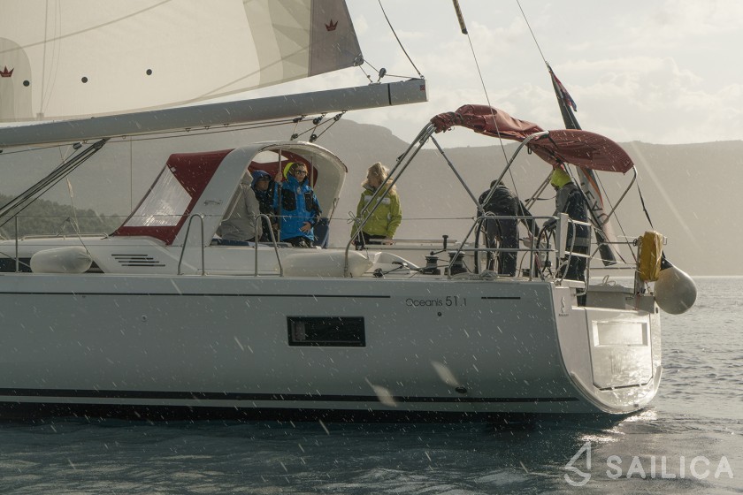 Oceanis 51.1 - Yacht Charter Sailica