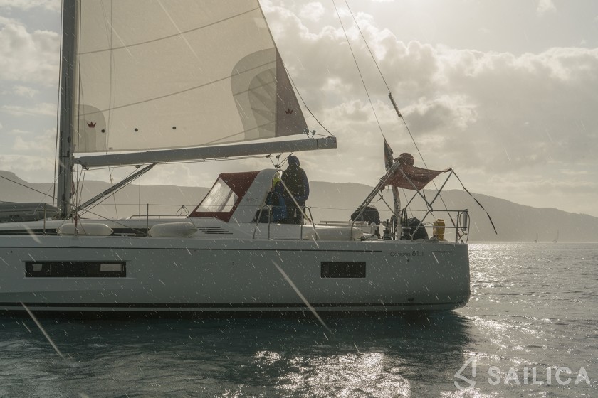 Oceanis 51.1 - Yacht Charter Sailica