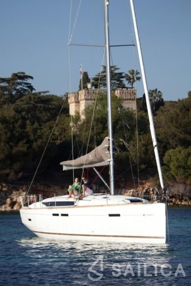 Sun Odyssey 449 - Yacht Charter Sailica