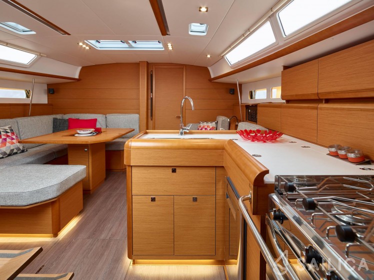 Sun Odyssey 479 - Yacht Charter Sailica