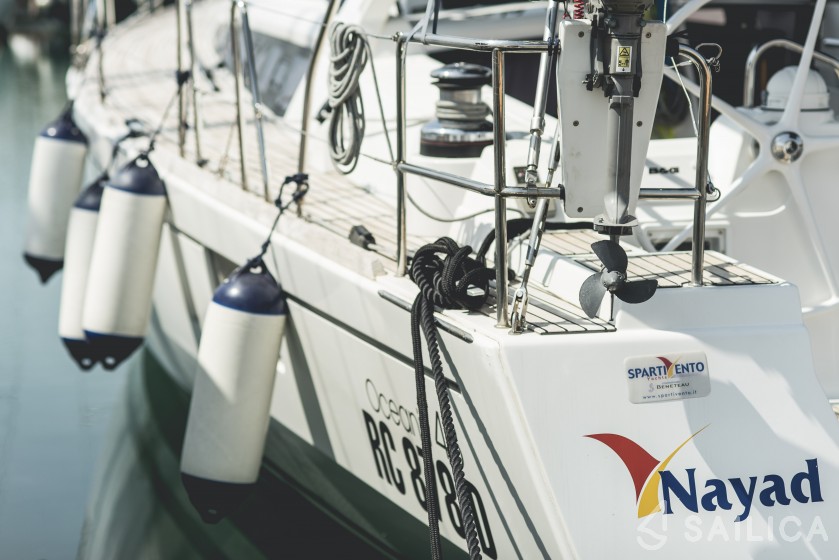 Oceanis 48 - Yacht Charter Sailica