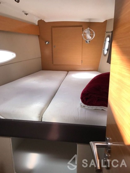 Lipari 41 - Yacht Charter Sailica