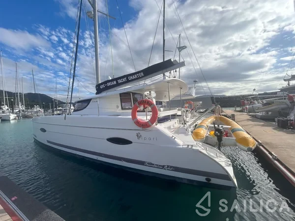 Lipari 41 - Yacht Charter Sailica