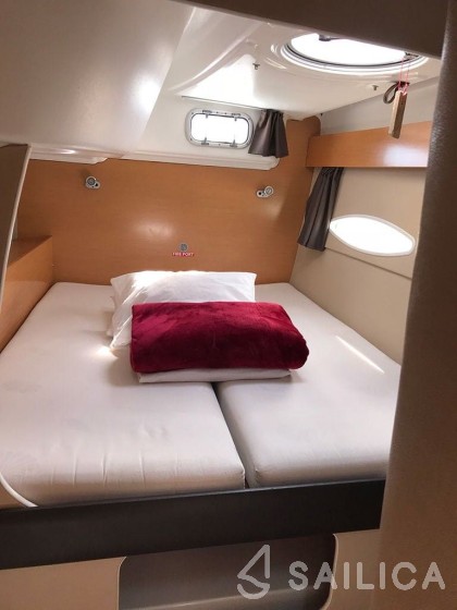 Lipari 41 - Yacht Charter Sailica