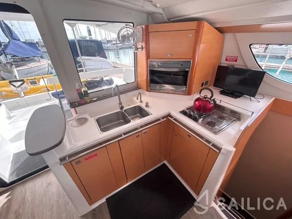 Lipari 41 - Yacht Charter Sailica