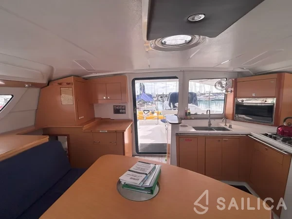 Lipari 41 - Yacht Charter Sailica