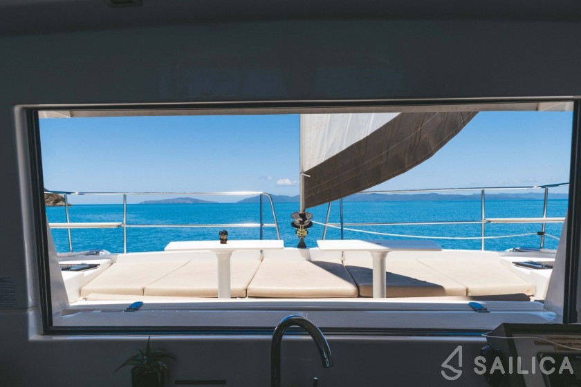Bali 4.0 - Yacht Charter Sailica