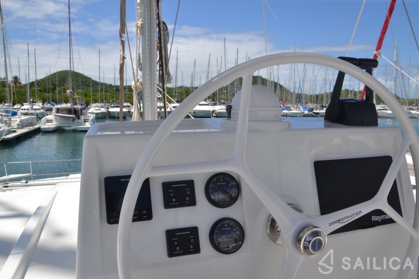 Bali 4.5 - Yacht Charter Sailica