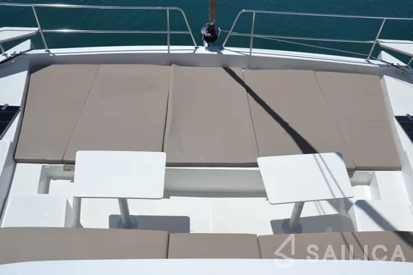 Bali 4.5 - Yacht Charter Sailica