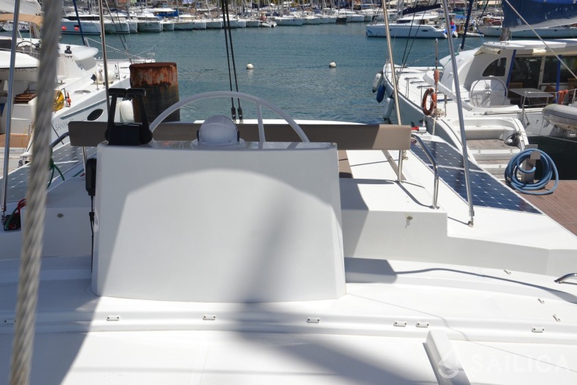 Bali 4.5 - Yacht Charter Sailica