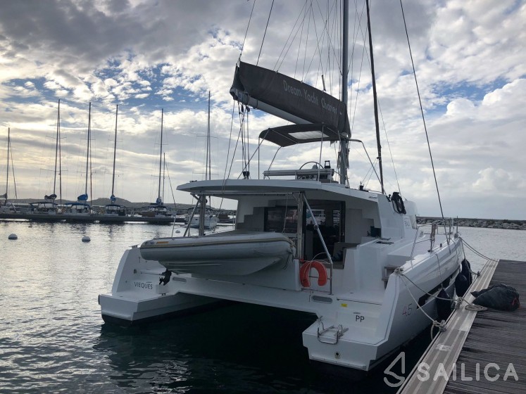 Bali 4.5 - Yacht Charter Sailica