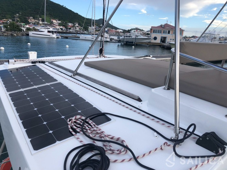Bali 4.5 - Yacht Charter Sailica