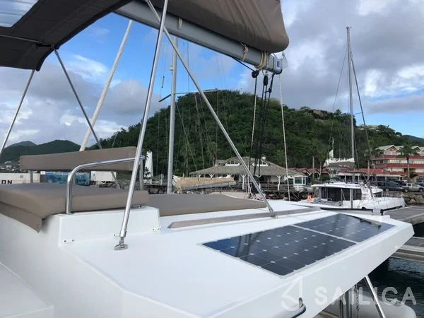 Bali 4.5 - Yacht Charter Sailica