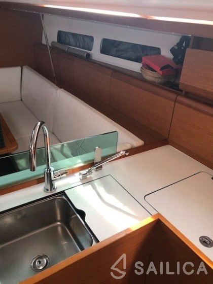Sun Odyssey 449 - Yacht Charter Sailica